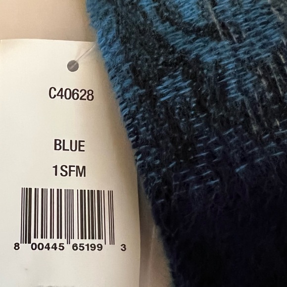 CEJON-3 for $30-of 1-Brushed Acrylic Oblong Scarves-Made in Italy-NWT - Picture 5 of 6